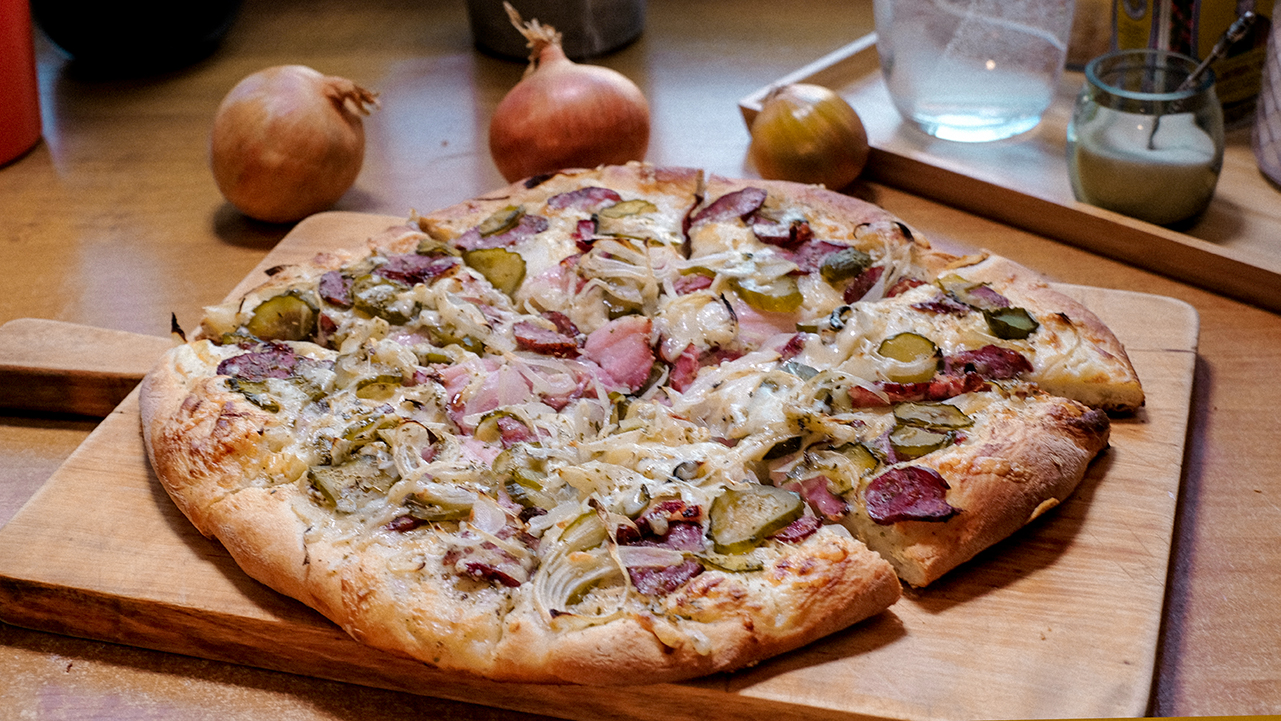 Pizza wiejska - kulinarne wyzwanie Paczki Wędlin z Rusiborza